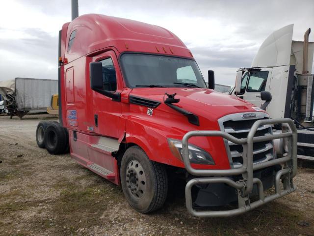  Salvage Freightliner Cascadia 1