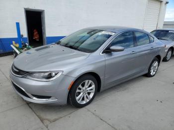  Salvage Chrysler 200