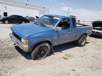  Salvage Nissan Titan