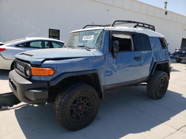  Salvage Toyota FJ Cruiser