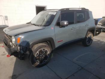  Salvage Jeep Renegade