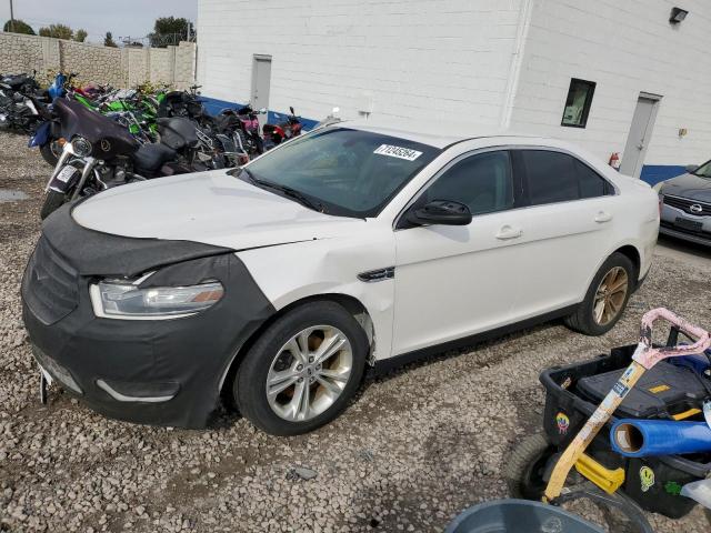  Salvage Ford Taurus