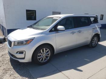  Salvage Kia Sedona