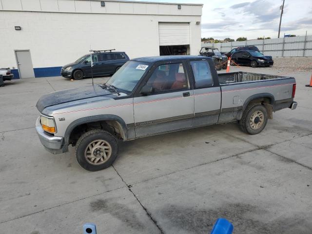  Salvage Dodge Dakota