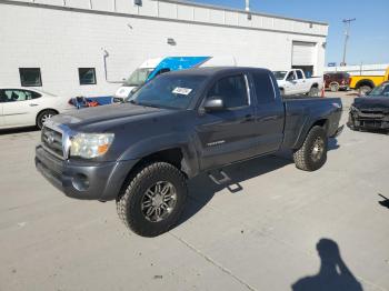  Salvage Toyota Tacoma