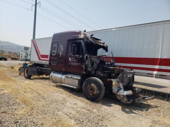  Salvage Freightliner Cascadia 1