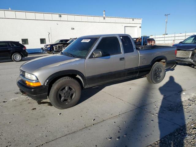  Salvage Chevrolet S-10