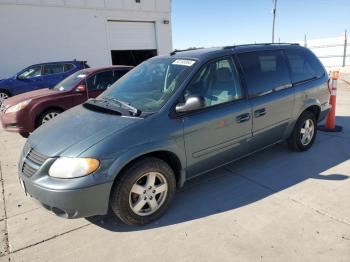  Salvage Dodge Caravan