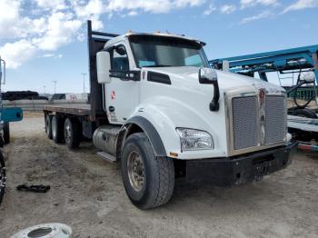  Salvage Kenworth Constructi