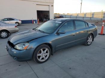  Salvage Nissan Altima