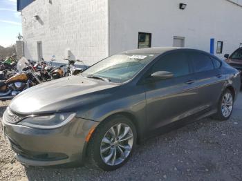  Salvage Chrysler 200