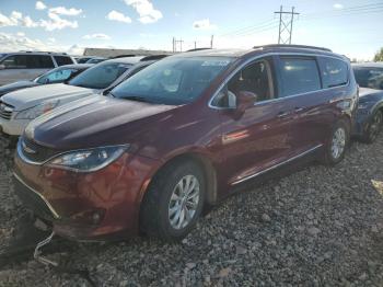  Salvage Chrysler Pacifica