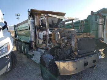  Salvage Peterbilt 348