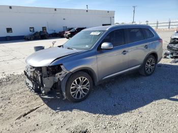  Salvage Mitsubishi Outlander