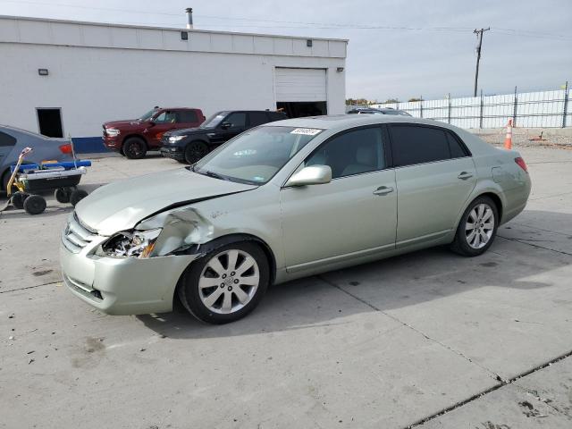  Salvage Toyota Avalon