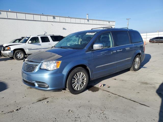  Salvage Chrysler Minivan