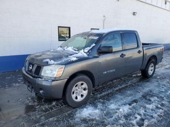  Salvage Nissan Titan