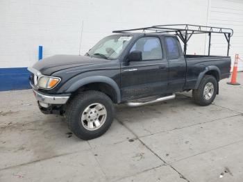  Salvage Toyota Tacoma