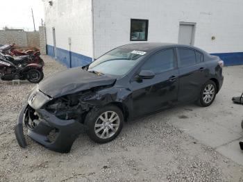  Salvage Mazda 3