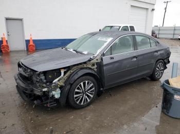  Salvage Subaru Legacy