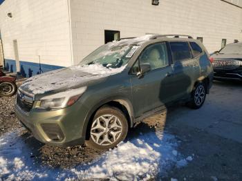  Salvage Subaru Forester