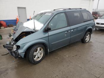  Salvage Dodge Caravan