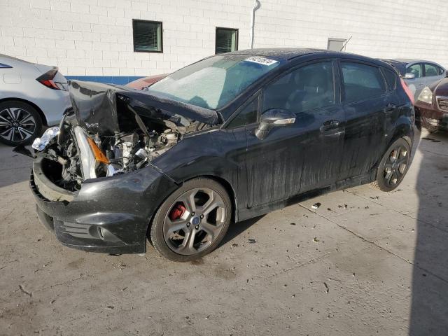  Salvage Ford Fiesta