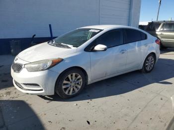  Salvage Kia Forte