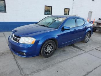  Salvage Dodge Avenger