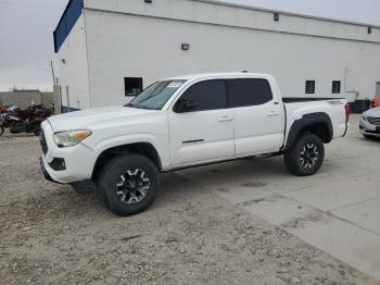  Salvage Toyota Tacoma