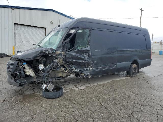  Salvage Mercedes-Benz Sprinter