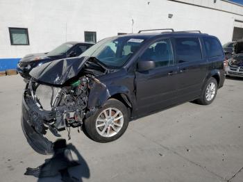  Salvage Dodge Caravan