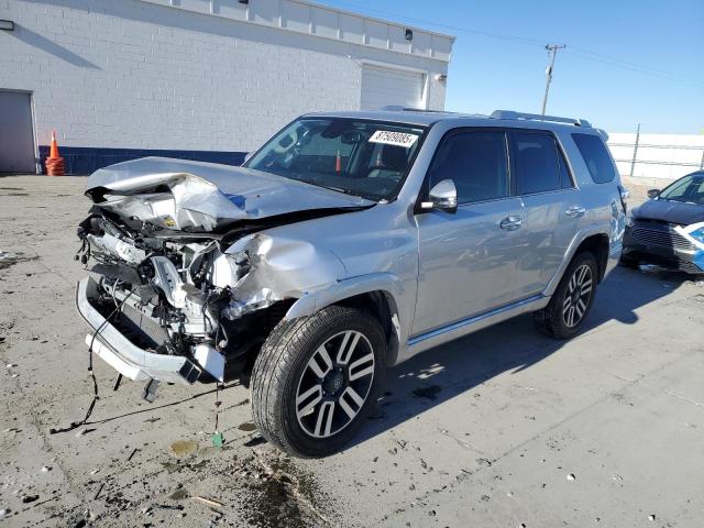  Salvage Toyota 4Runner