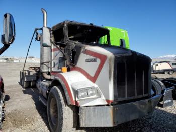  Salvage Kenworth T 800