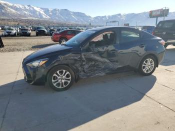  Salvage Toyota Yaris