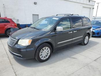  Salvage Chrysler Minivan