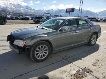 Salvage Chrysler 300