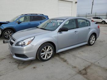  Salvage Subaru Legacy