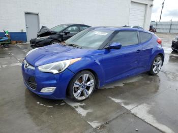  Salvage Hyundai VELOSTER