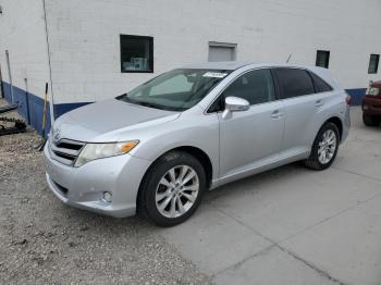  Salvage Toyota Venza