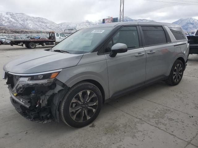  Salvage Kia Carnival