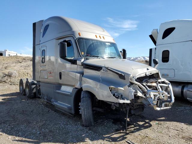  Salvage Freightliner Cascadia