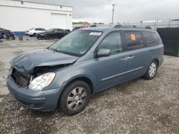  Salvage Hyundai Entourage