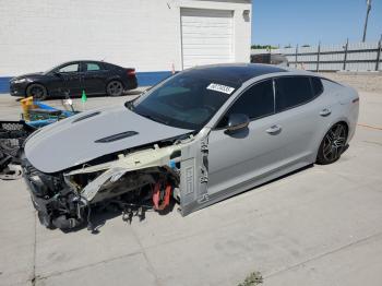  Salvage Kia Stinger