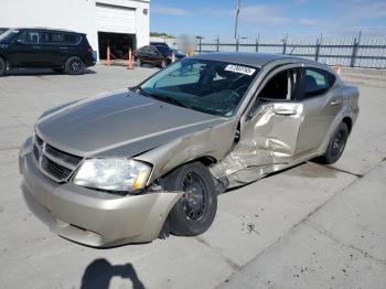  Salvage Dodge Avenger
