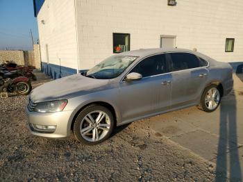  Salvage Volkswagen Passat