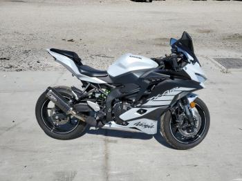  Salvage Kawasaki Zx400 S
