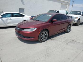  Salvage Chrysler 200
