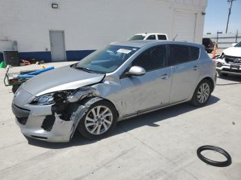  Salvage Mazda 3