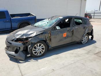  Salvage Mazda 3